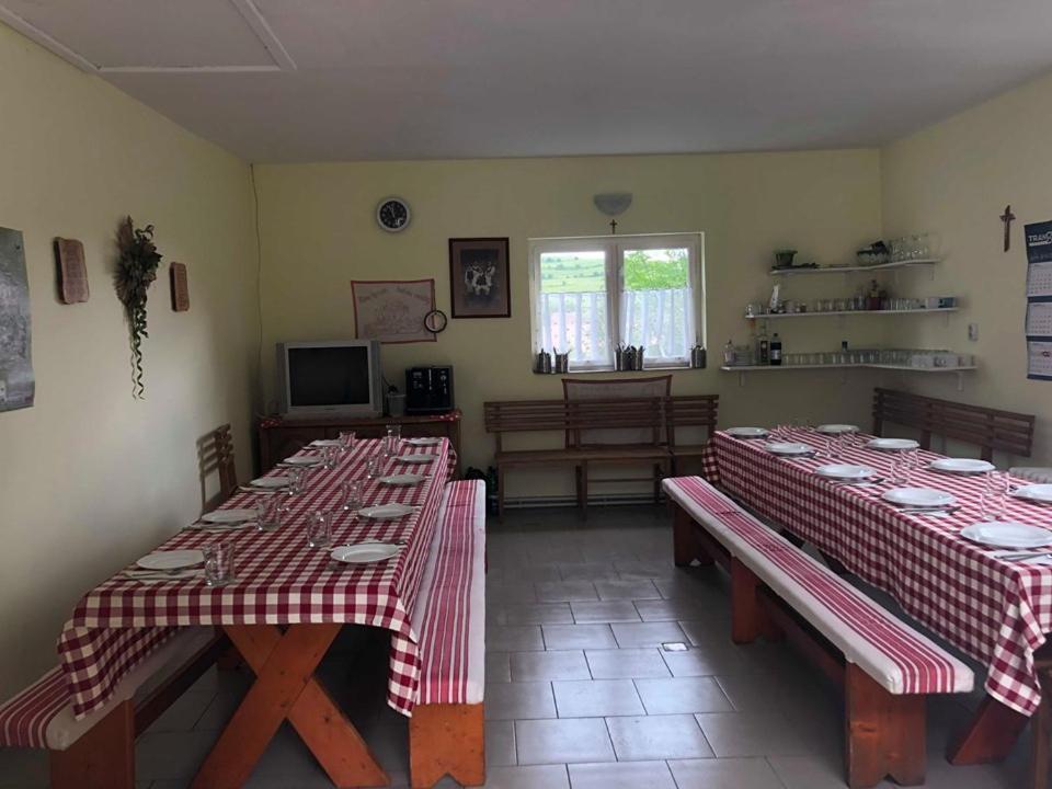 Balázs Vendégház Lupeni  Exterior foto
